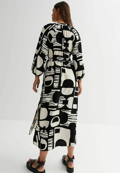 Graphika Abstract Kaftan Dress